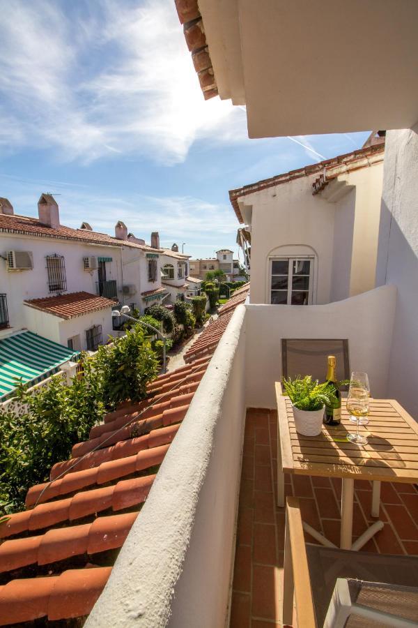A Cozy And Elegant Townhouse Across The Beach Torre de Benagalbon Exterior photo